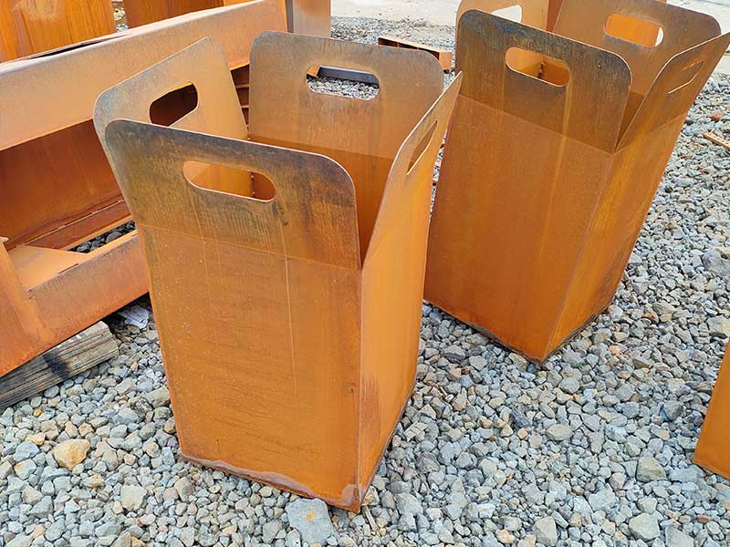 <h3>Corten Steel Planters, Contemporary Rustic Style - Iron Bark </h3>
